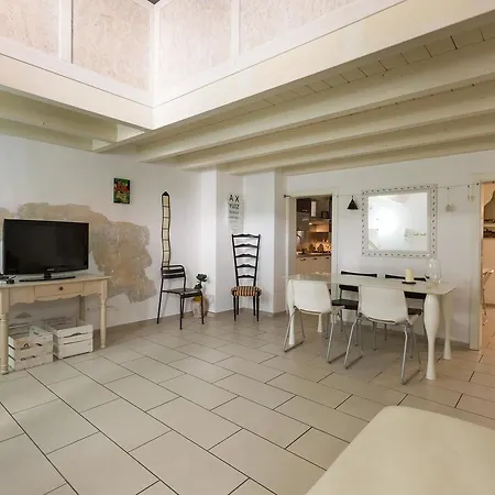 Loft Ina Galatone